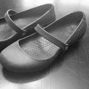 Mary Jane Crocs - Black - Size 6